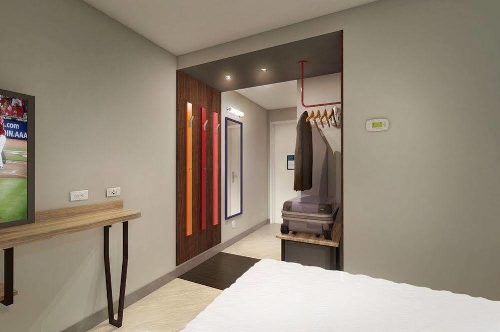 Tru By Hilton Va Hotel 3*